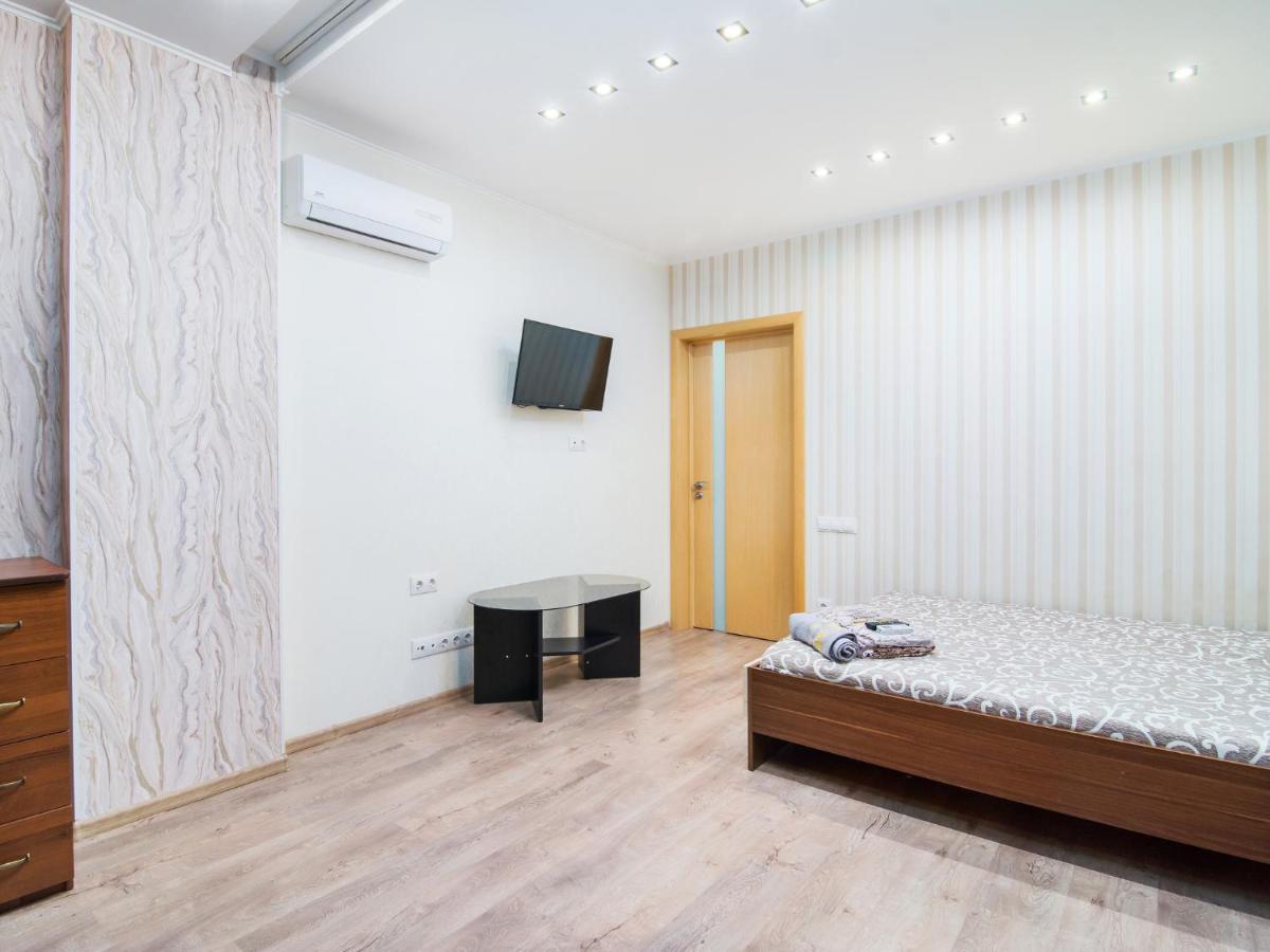 Kvartirkoff Na Bogatirskaya 6A, 17 Floor Kiev Buitenkant foto