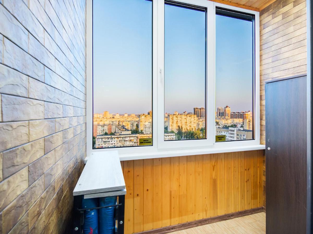 Kvartirkoff Na Bogatirskaya 6A, 17 Floor Kiev Buitenkant foto