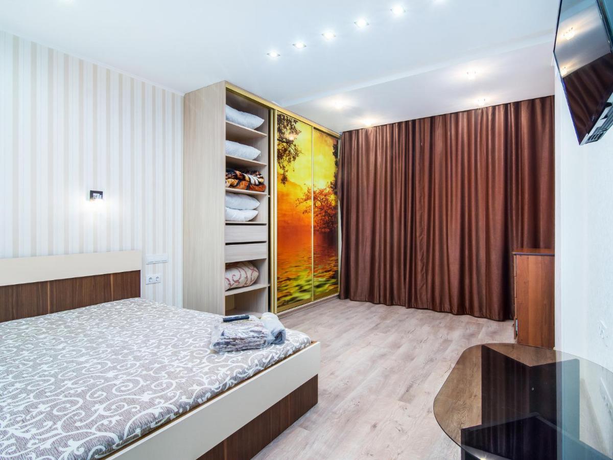 Kvartirkoff Na Bogatirskaya 6A, 17 Floor Kiev Buitenkant foto